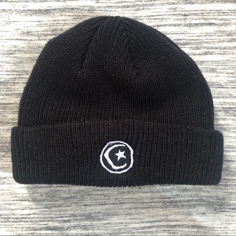 Foundation skateboarding co beanie